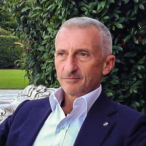 Dr Giovanni Perillo